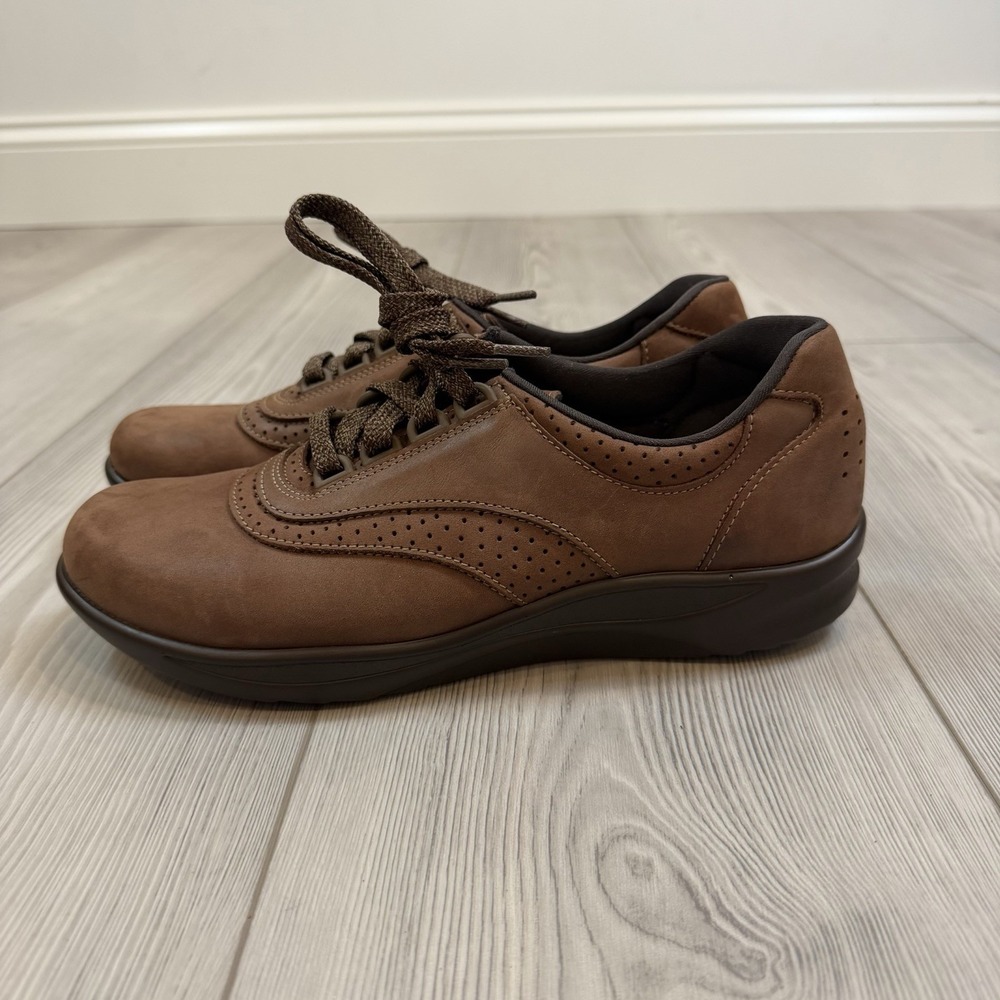 SAS Walk Easy Brown Leather Comfort Walking Shoes Sneakers Women's 8 S Narrow